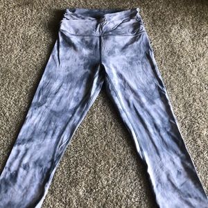 NWOT Align Cross Waist Crop Leggings
